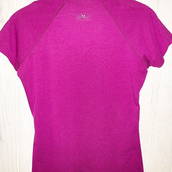 Under Armour V-neck - Picture 2 of 5